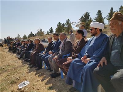 مراسم اختتامیه فینال مسابقات فوتبال محلات در كوی صادقیه برگزار شد