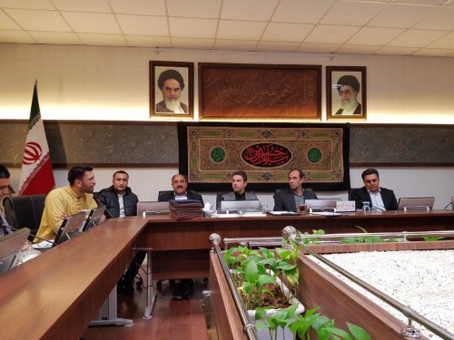 هنرمندان و برگزار كنندگان جشن سالمندان (خیرین مردمی ) در كمیسیون ورزش و جوانان شورای اسلامی شهر بجنورد تقدیر شدند