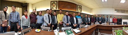 هنرمندان و برگزار كنندگان جشن سالمندان (خیرین مردمی ) در كمیسیون ورزش و جوانان شورای اسلامی شهر بجنورد تقدیر شدند