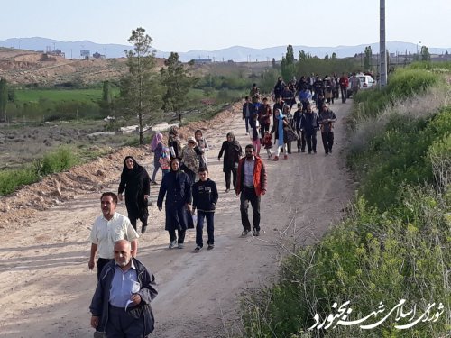 پیاده روی بزرگ خانوادگی نشاط شهروندی با حضور اعضای شورای اسلامی شهر بجنورد