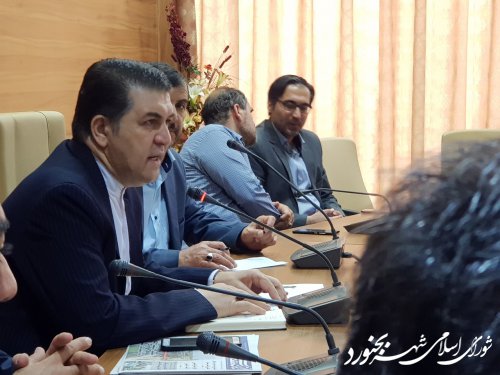 حضور ریاست و اعضای شورای اسلامی شهر بجنورد در دانشگاه آزاد اسلامی بجنورد