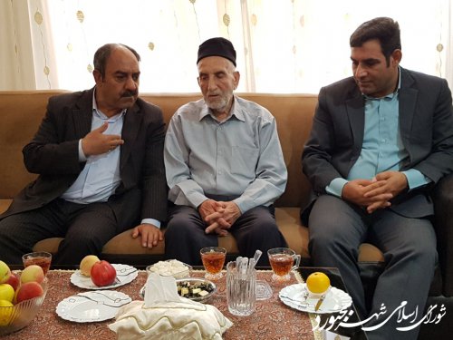 دیدار اعضای شورای اسلامی شهر بجنورد با خانواده های شهیدان والامقام محمد تقی ابراهیمی و  رضا یزدانی انجام شد.