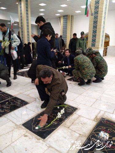مراسم غبارروبی و عطرافشانی مزار شهداء بمناسبت دهه مبارک فجر و چهل و یکمین سالگرد پیروزی انقلاب اسلامی