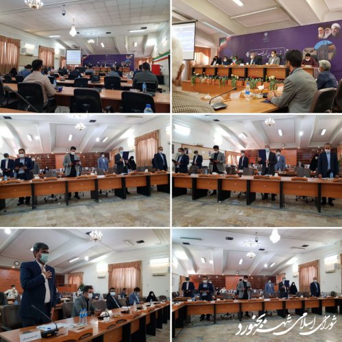 امروز صبح مراسم تحلیف و انتخاب هیات رِئیسه منتخبین ششمین دوره اسلامی شهر بجنورد برگزار شد.