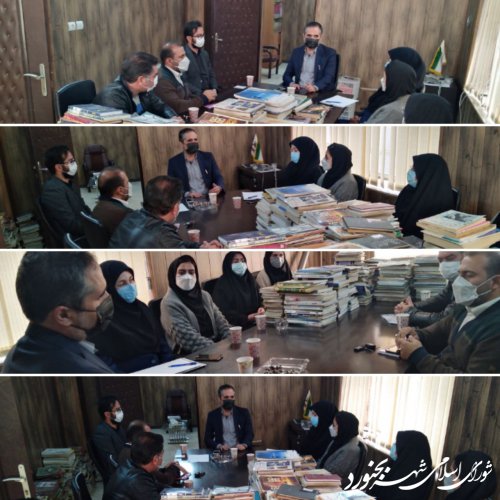 جلسه ریاست مرکز آموزش و پژوهش های شورای اسلامی شهر با نمایندگان دفاتر تسهیلگری شهر بجنورد برگزار شد.